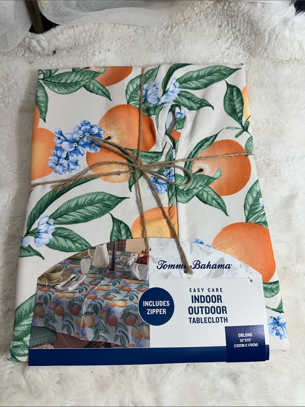 Tommy Bahama indoor/outdoor oblong tablecloth with 🍊 design